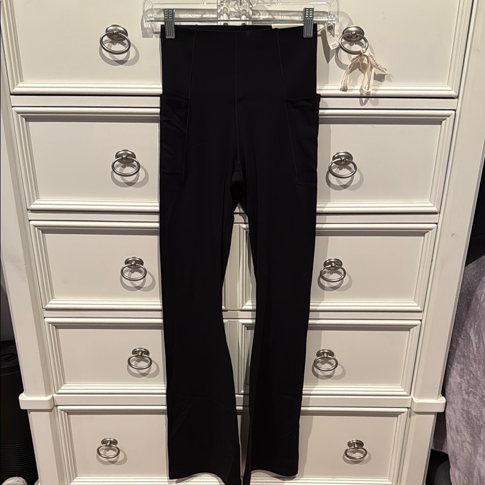 Aerie black bootcut leggings